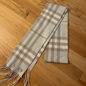 Burberry scarf. Color light tan.